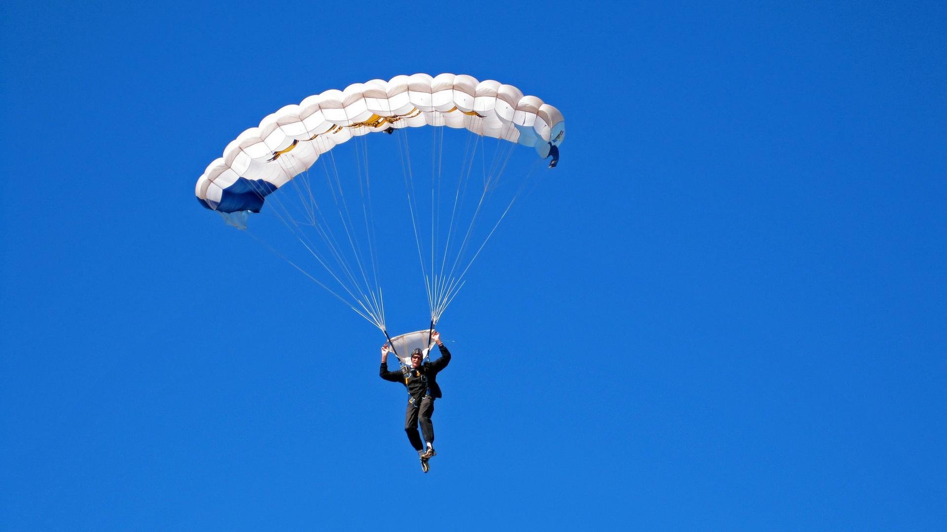 国际自行车赛赛段文化讲解员招募启动，自行车比赛解说稿